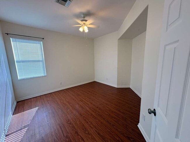 Building Photo - 1826 NW 15th Terrace