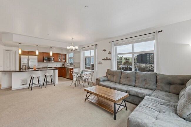 Kitchen and breakfast area - 5450 Leary Ave NW