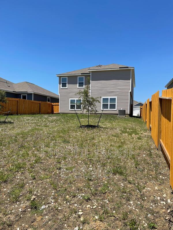 Building Photo - 11022 Chatham Ct