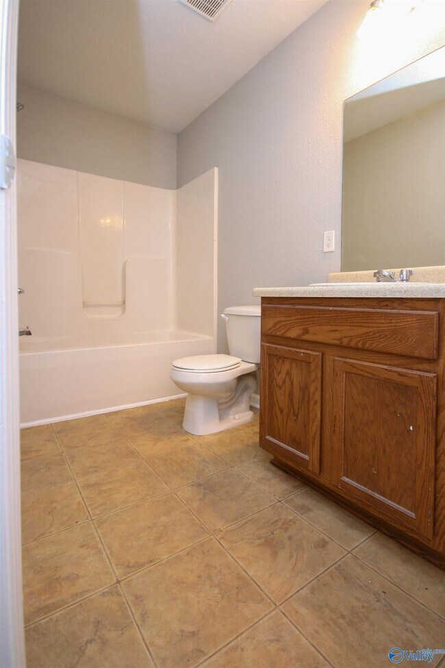 Building Photo - 138 Bayside Ln