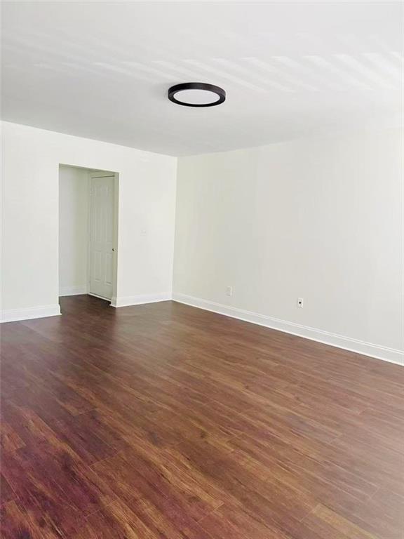 Building Photo - 2201 Huntingdon Chase