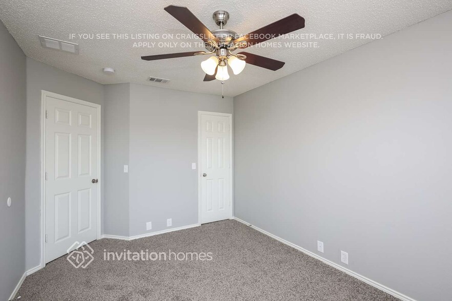 Building Photo - 1400 Cloyne Dr