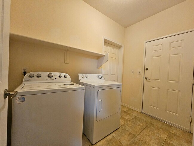 Building Photo - 18416 N Cave Creek Rd