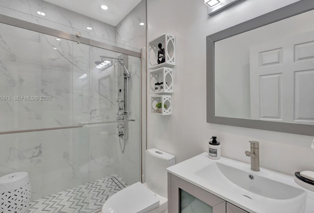 Building Photo - 11227 SW 230th Ter