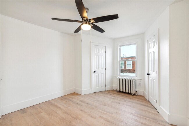 Building Photo - 6611 N 20th St