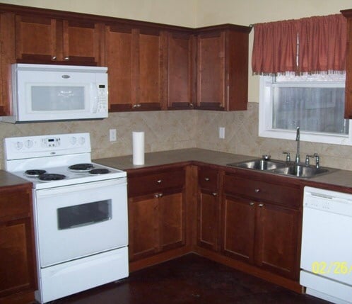 Building Photo - 109 Newport Dr