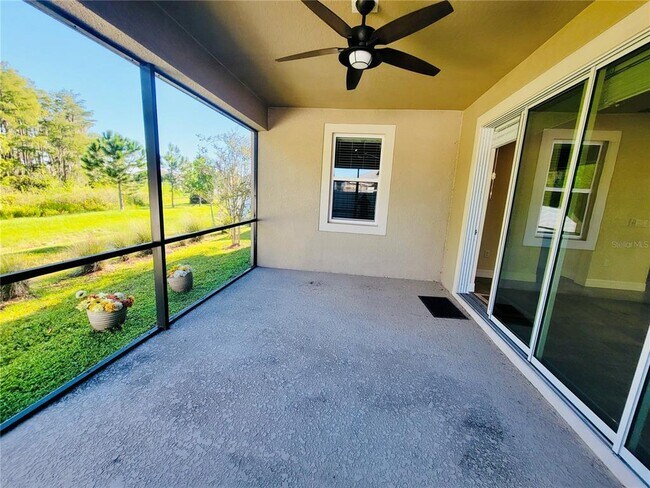 Building Photo - 2414 Riverbank Cv