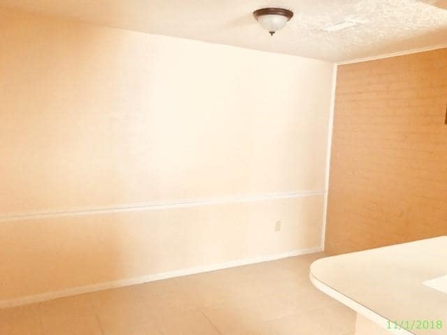Building Photo - 1510 Beaumont Rd