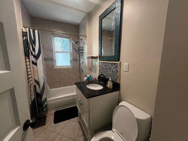 Building Photo - 85 Draper St