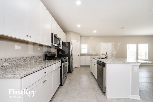 Building Photo - 75302 Plumbago Trce