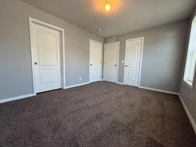 Building Photo - 71676 Heather Ct
