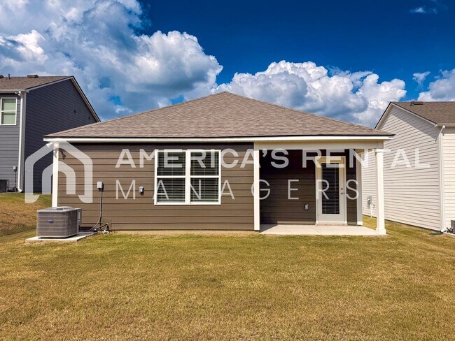 Building Photo - HALF OFF DEPOSIT SPECIAL!! New Constructio...