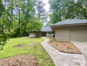 Building Photo - Home in Hilton Head Plantation for Rent! (...