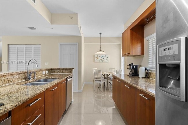 Building Photo - 18413 NE 27th Ct