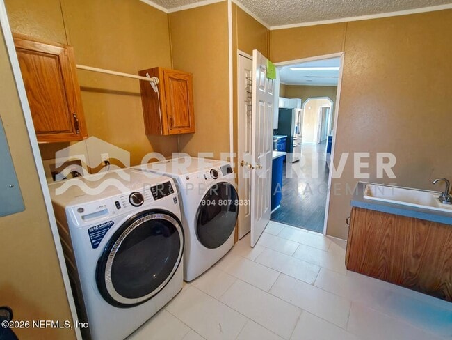 Building Photo - 5131 Boardwalk Pl