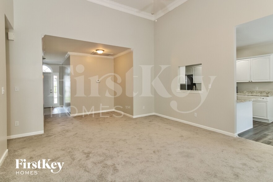 Building Photo - 640 Old Cahaba Dr