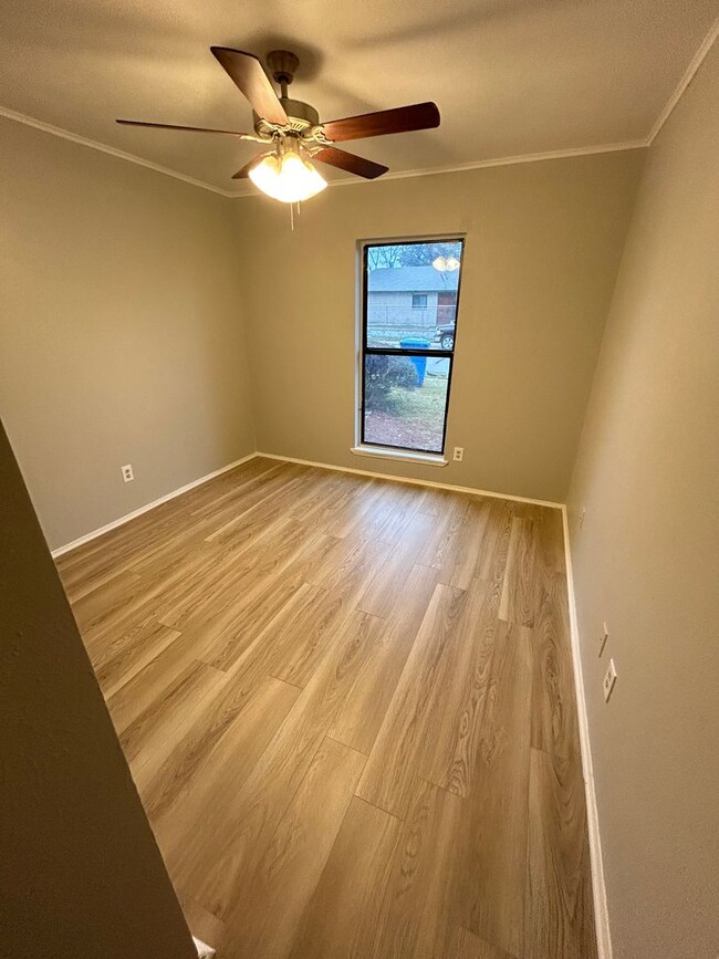 Building Photo - A hassle-free lifestyle