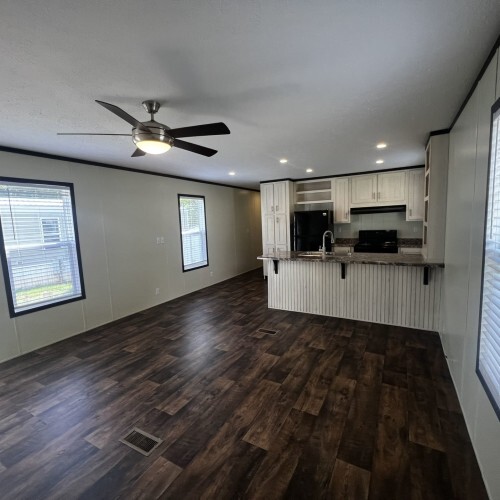 Building Photo - 3451 Shepherd Rd