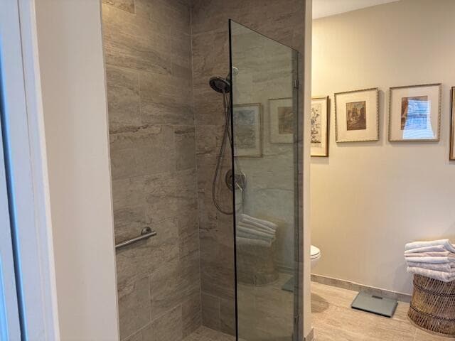 Building Photo - 5582 Royal Lake Cir