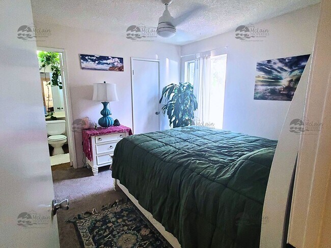 Building Photo - 3 Bedroom, 2.5 Bathroom in Rancho Del Oro!