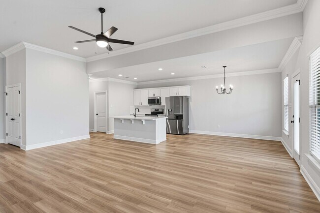 Building Photo - 4630 Jayhawk Dr