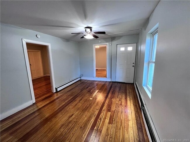 Building Photo - 183 N Main St