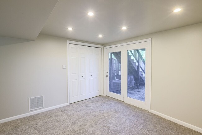 Building Photo - 8507 Gradien Dr
