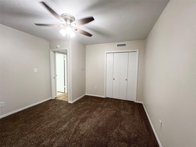 Building Photo - 2400 5th St