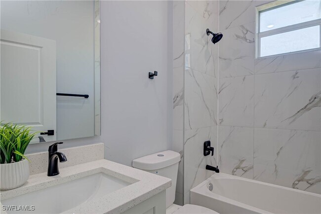 Building Photo - 3121 71st St W