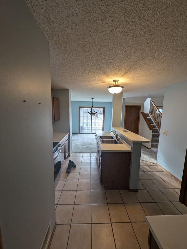 Building Photo - 2583 Bedford Ct