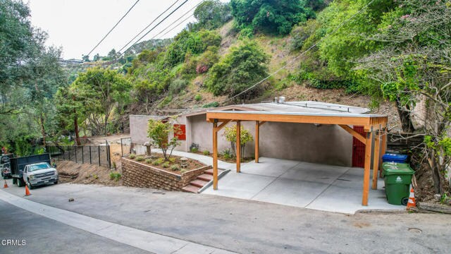Building Photo - 1450 Benedict Canyon Drive