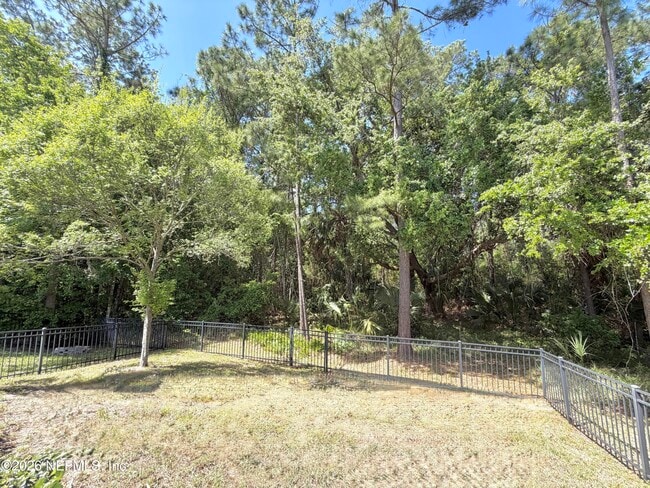 Building Photo - 197 Spring Park Ave