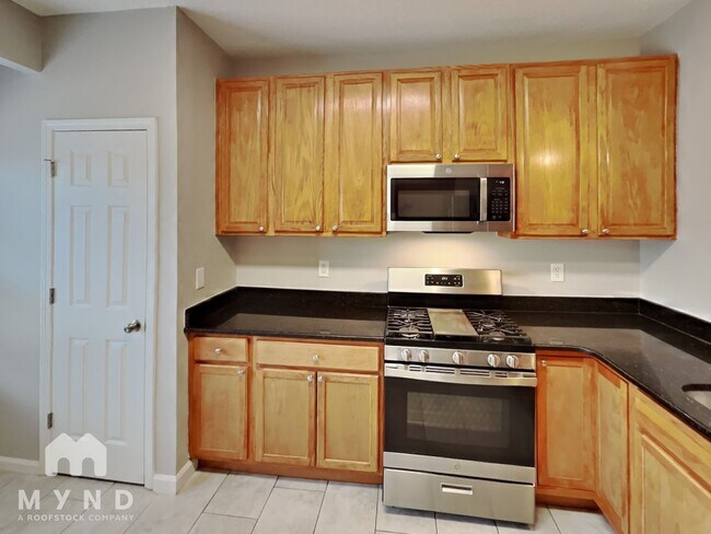 Building Photo - 115 Heritage Creek Way