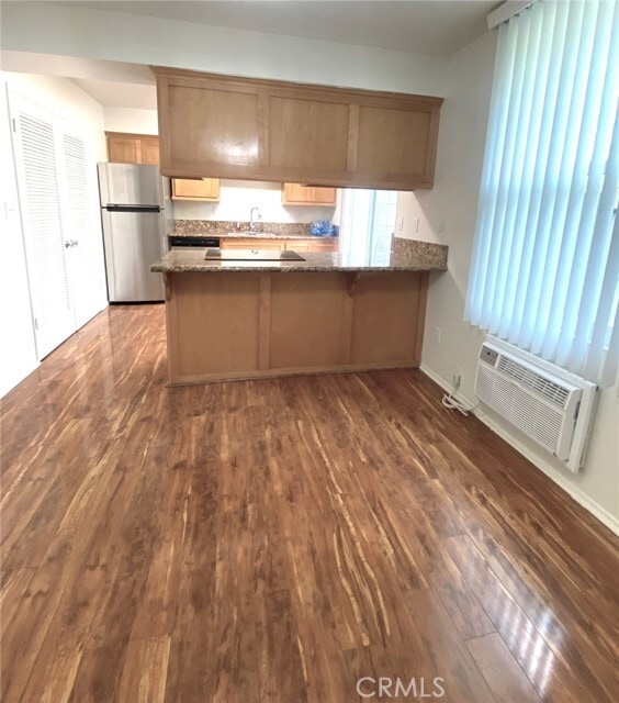 Building Photo - 1582 Mitchell Ave