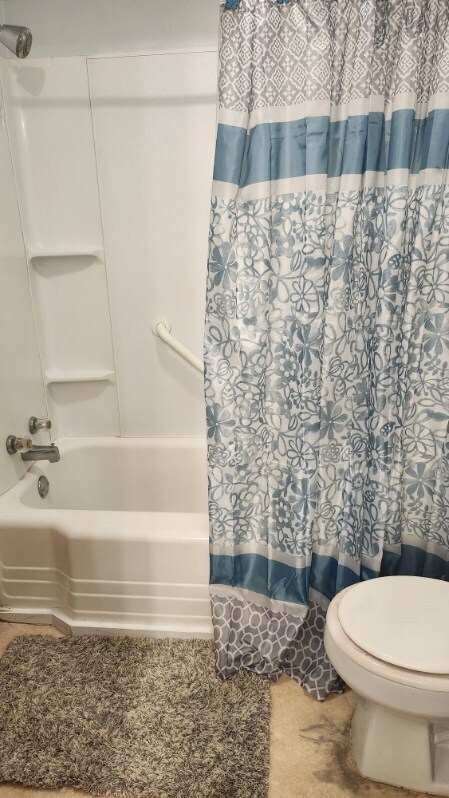 Building Photo - 214 Cross Roads Dr