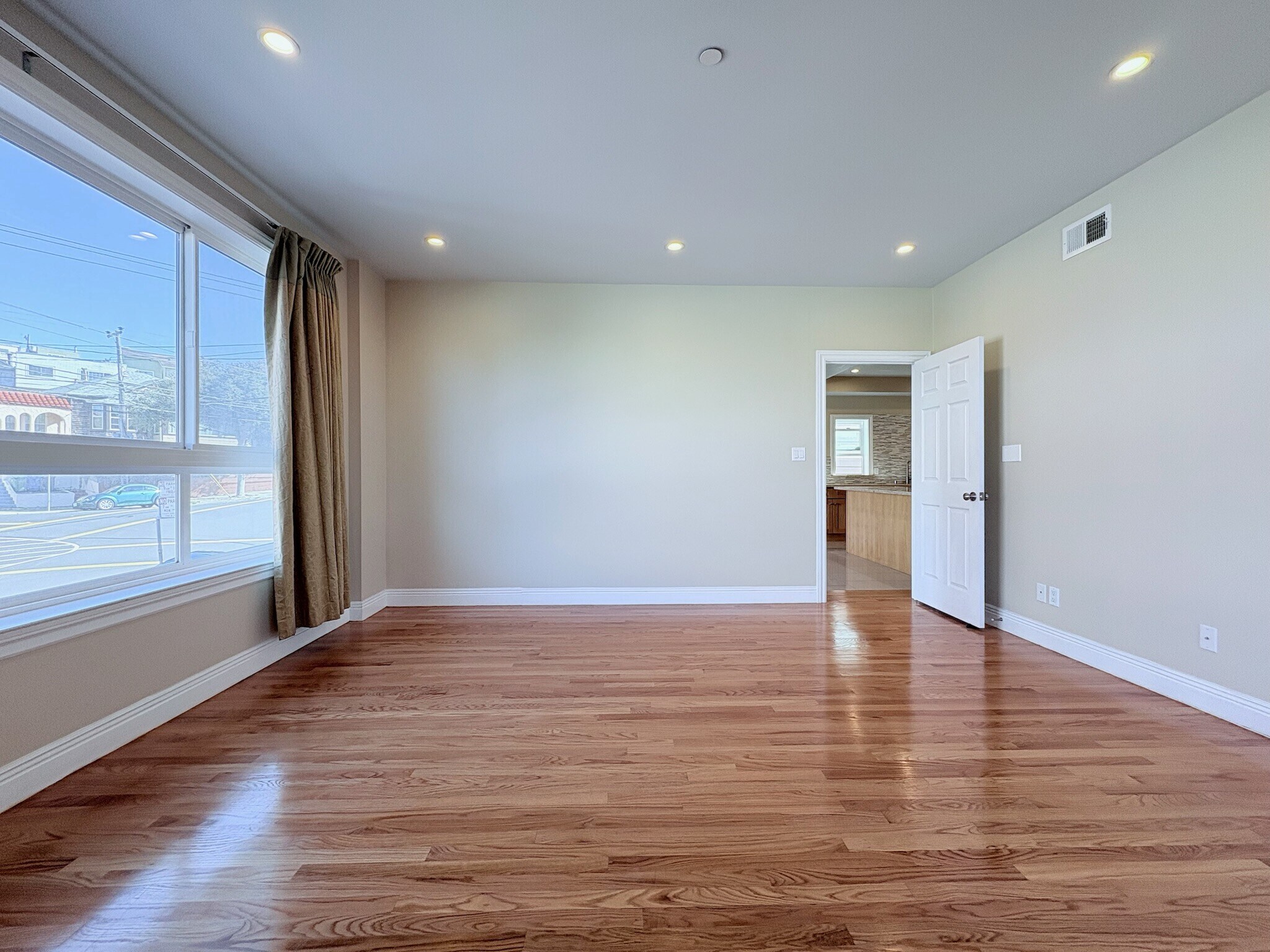 Building Photo - 109 Hillcrest Dr