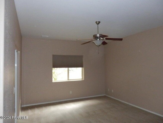 Building Photo - 6573 Farmstead Rd