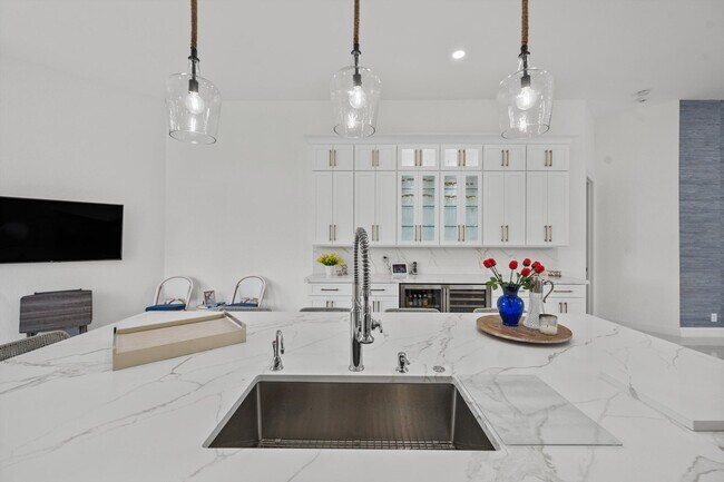 Building Photo - 4413 Barclay Fair Way