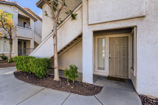 Building Photo - FULLY FURNISHED 2 bedroom condo near UNLV!