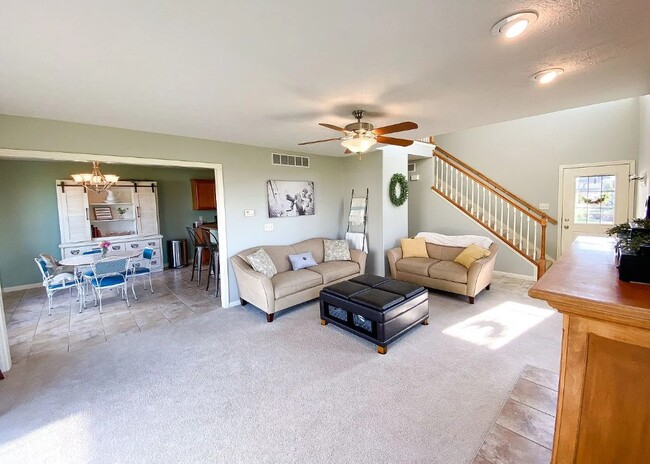 Building Photo - 3488 Horse Creek Dr