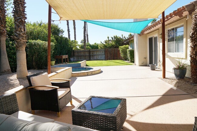 Building Photo - 44150 Calico Cir