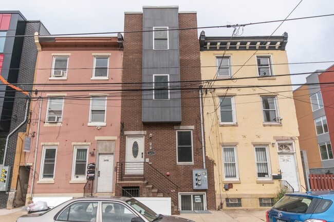 Building Photo - 1632 N Sydenham St