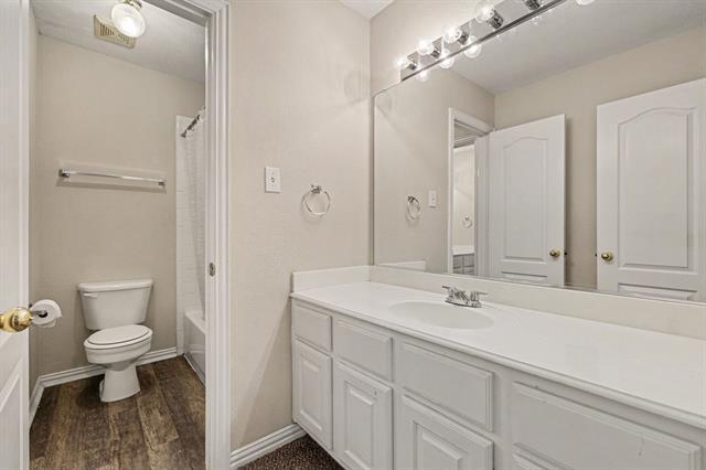 Building Photo - 6881 Baird Dr