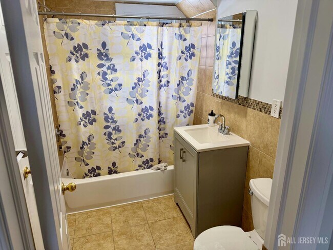 Building Photo - 139 Rues Ln