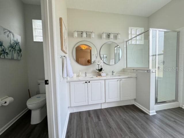 Building Photo - 8000 King Palm Cir