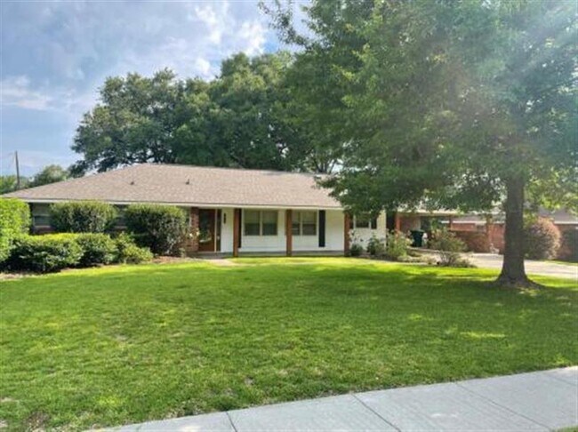 Primary Photo - WONDERFULHHOMES FOR RENT9324