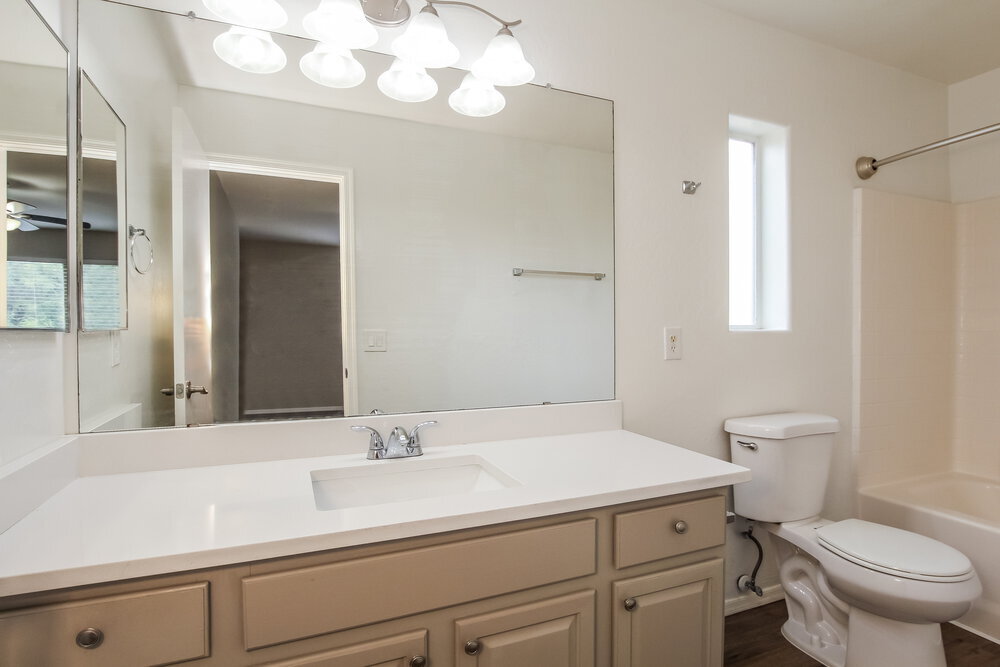 Building Photo - 7225 S 37th Glen