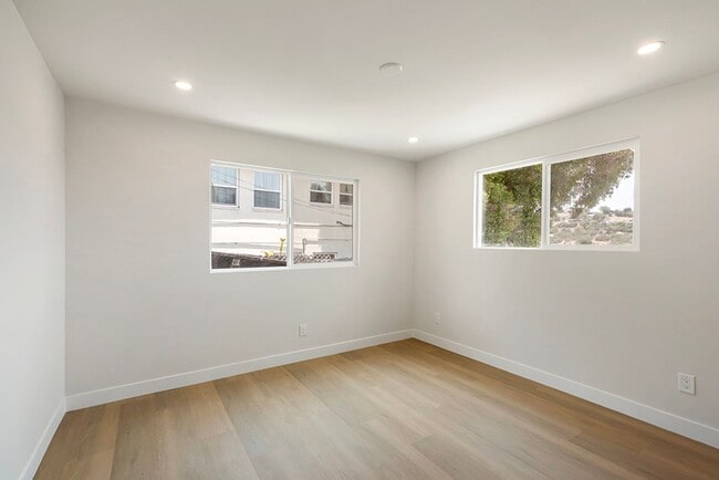 Building Photo - Brooklyn