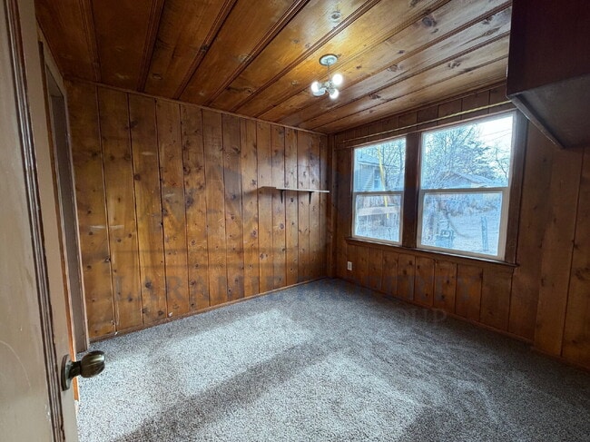 Building Photo - 1 Bedroom 1 Bathroom Apartment