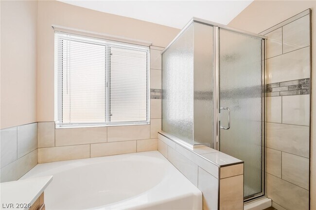 Building Photo - 66 Belle Maison Ave